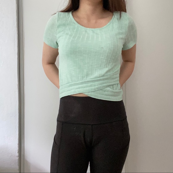 🎉SOLD!🎉 Asymmetric ribbed crop top M - Picture 3 of 3